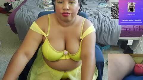 Snapshot of kitglitbomb chatting on July 25, 5:54 pm kitten online show from July 25, 5:54 pm