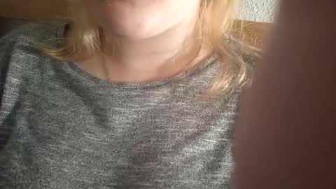 kitsuneniki online show from March 12, 5:30 pm