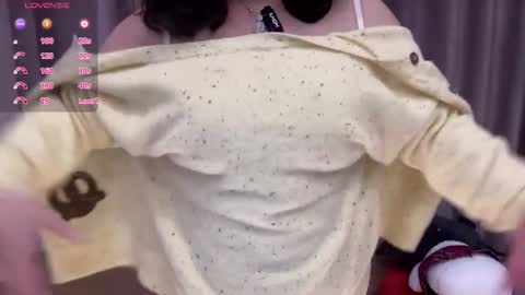 Snapshot of kittenfishing chatting on January 16, 5:28 pm kit online show from January 16, 5:28 pm