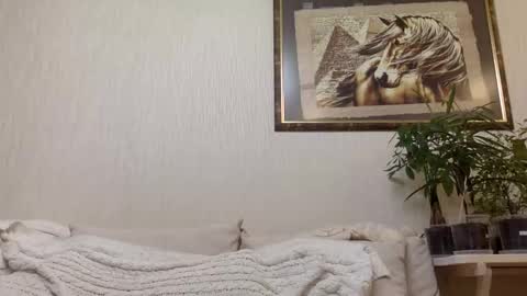 Viki online show from March 4, 4:57 pm