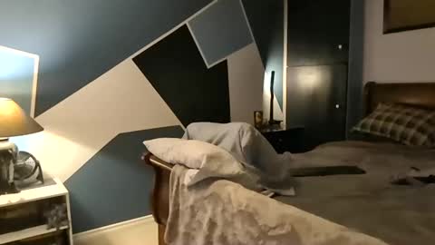 Snapshot of kittenkatch chatting on November 19, 7:41 am KittenKatch online show from November 19, 7:41 am