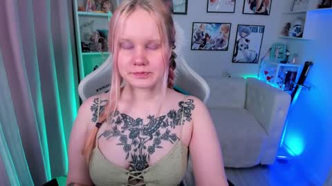 kittenxoann online show from April 11, 5:50 pm