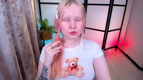 kittenxoann online show from April 18, 7:29 pm