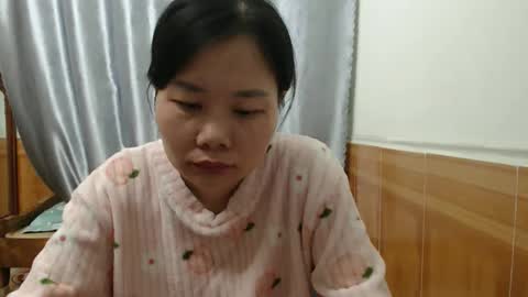 kitti_baby2x online show from November 21, 3:16 am