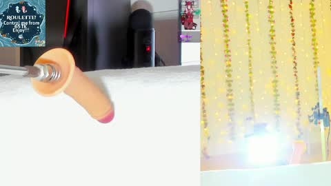 Snapshot of kitty__rosse__ chatting on May 10, 12:10 pm Kitty online show from May 10, 12:10 pm