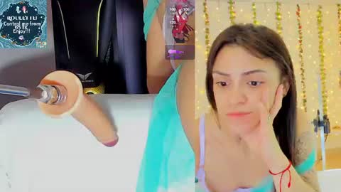 Snapshot of kitty__rosse__ chatting on June 10, 10:03 am Kitty online show from June 10, 10:03 am
