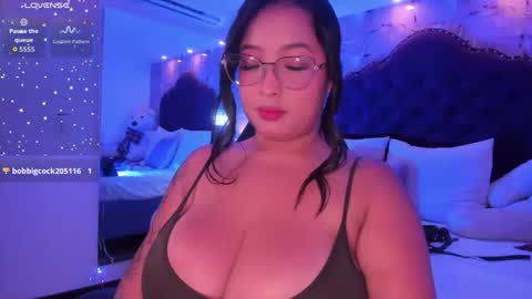 Kitty  online show from June 25, 4:00 pm
