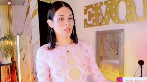 Snapshot of kitty__sexy_ chatting on October 3, 5:15 am dann online show from October 3, 5:15 am