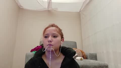 Snapshot of kitty__sin chatting on May 25, 4:07 am kitty__sin online show from May 25, 4:07 am