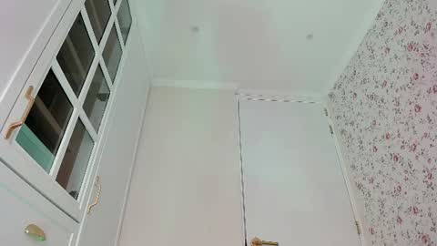 Snapshot of kitty__sophie chatting on June 30, 6:42 pm sophie online show from June 30, 6:42 pm