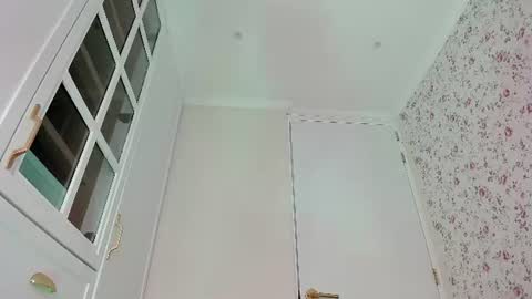 Snapshot of kitty__sophie chatting on July 23, 6:50 pm sophie online show from July 23, 6:50 pm