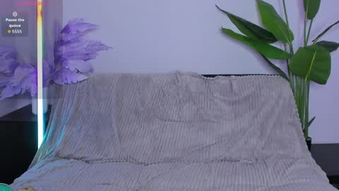 kitty blondy online show from April 10, 3:45 am