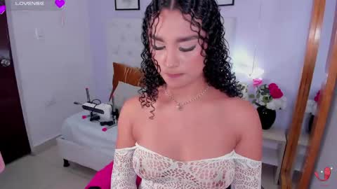 Kitty Kayo online show from May 26, 3:46 am