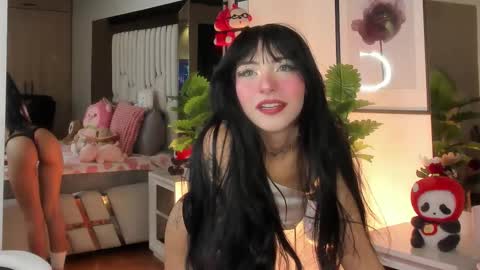 Snapshot of kitty_eliffe chatting on September 18, 10:12 pm kitty online show from September 18, 10:12 pm