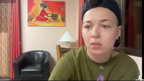 kitty_fitty29 online show from May 3, 1:11 am