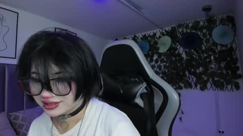 Snapshot of kitty_gang chatting on June 3, 1:19 am Camila online show from June 3, 1:19 am