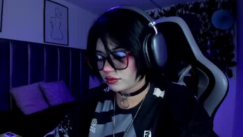 Snapshot of kitty_gang chatting on June 30, 1:50 am Camila online show from June 30, 1:50 am
