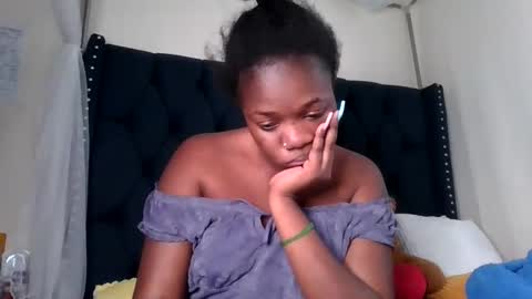 Snapshot of kitty_kerry chatting on June 8, 4:46 am kitty_kerry online show from June 8, 4:46 am