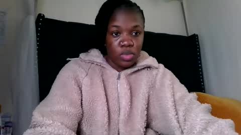 Snapshot of kitty_kerry chatting on June 17, 7:44 am kitty_kerry online show from June 17, 7:44 am