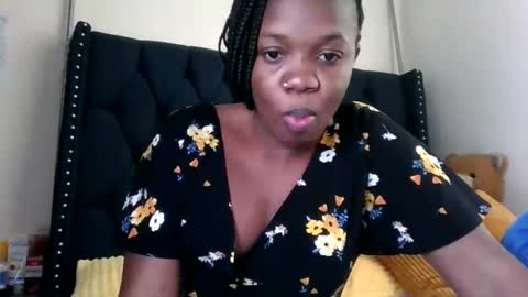 Snapshot of kitty_kerry chatting on June 24, 7:51 am kitty_kerry online show from June 24, 7:51 am