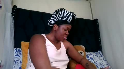 Snapshot of kitty_kerry chatting on July 25, 8:34 am kitty_kerry online show from July 25, 8:34 am