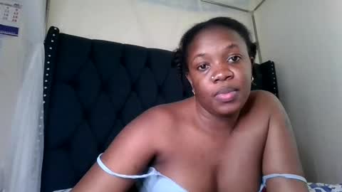 Snapshot of kitty_kerry chatting on July 28, 11:17 am kitty_kerry online show from July 28, 11:17 am