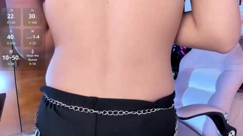 Snapshot of kitty_pam chatting on October 26, 9:21 pm Kitty online show from October 26, 9:21 pm