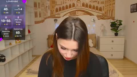 Kate online show from April 29, 5:52 pm