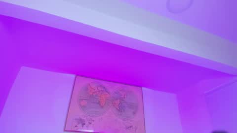 K I T T Y online show from March 12, 12:33 pm