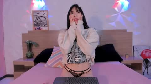 Snapshot of kitty_velve chatting on March 31, 12:05 pm kitty online show from March 31, 12:05 pm