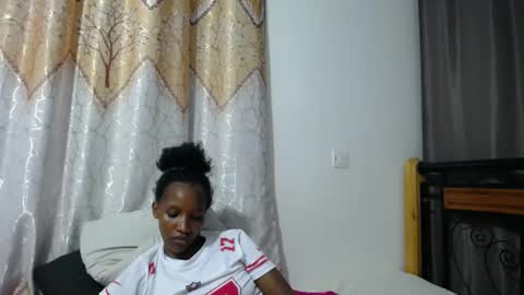Snapshot of kittyfay_ chatting on May 2, 8:47 pm Fay online show from May 2, 8:47 pm