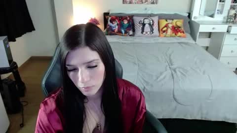 Isabel online show from June 14, 2:24 am