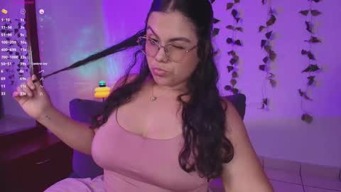 Snapshot of kittylu__ chatting on September 30, 3:00 am L FOLLOW ME ON IG kittylu online show from September 30, 3:00 am