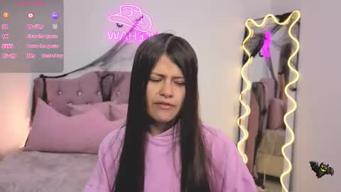 Kitty  online show from October 29, 11:56 am