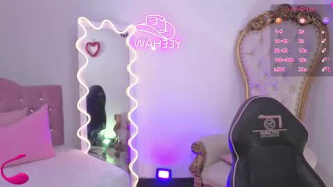 Kitty  online show from November 23, 11:54 am