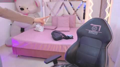 Kitty  online show from November 29, 7:28 pm