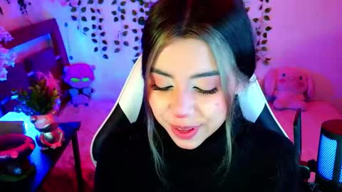 Kittyuwu  online show from January 9, 9:49 pm