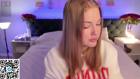 Snapshot of kittyy_cuttie chatting on September 13, 7:52 am kittyy online show from September 13, 7:52 am