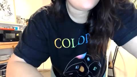 Snapshot of kittyymaze chatting on February 3, 12:54 pm Kittyymaze online show from February 3, 12:54 pm