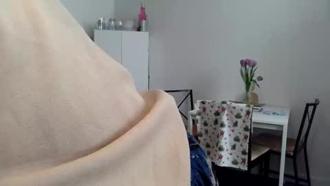 Snapshot of kittyymaze chatting on March 3, 1:17 pm Kittyymaze online show from March 3, 1:17 pm