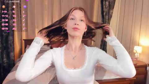 Snapshot of kity_paw chatting on November 29, 8:01 pm Zendaya online show from November 29, 8:01 pm