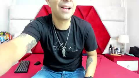 Luisa y Jairo online show from July 4, 1:06 pm