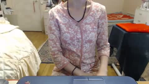 KiuminBerry online show from January 17, 2:22 pm