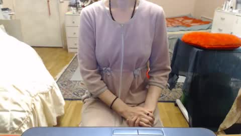 KiuminBerry online show from January 18, 3:38 pm