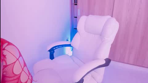 Little piece of fruit online show from February 19, 8:38 pm