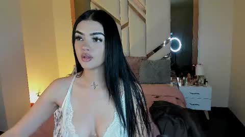 Kiwi online show from December 4, 11:08 am