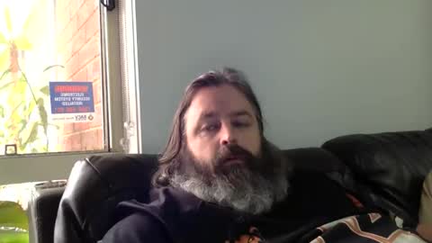 Kiwiabroad online show from November 19, 4:23 am