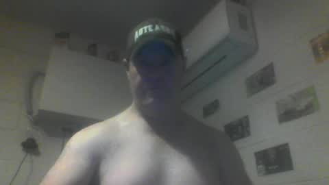 kiwiguy19773 online show from June 17, 7:00 am