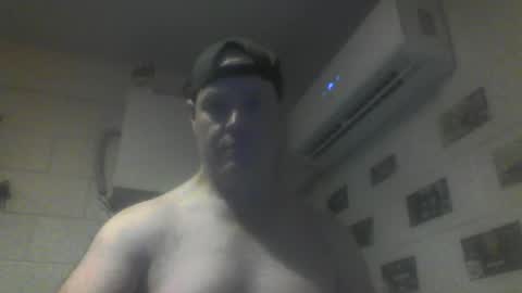 kiwiguy19773 online show from June 18, 7:08 am