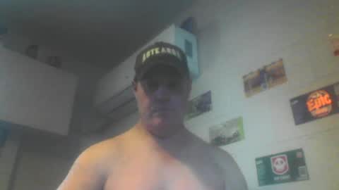 kiwiguy19773 online show from June 22, 2:02 am